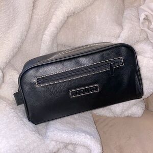 Steve Madden Toiletry Bag